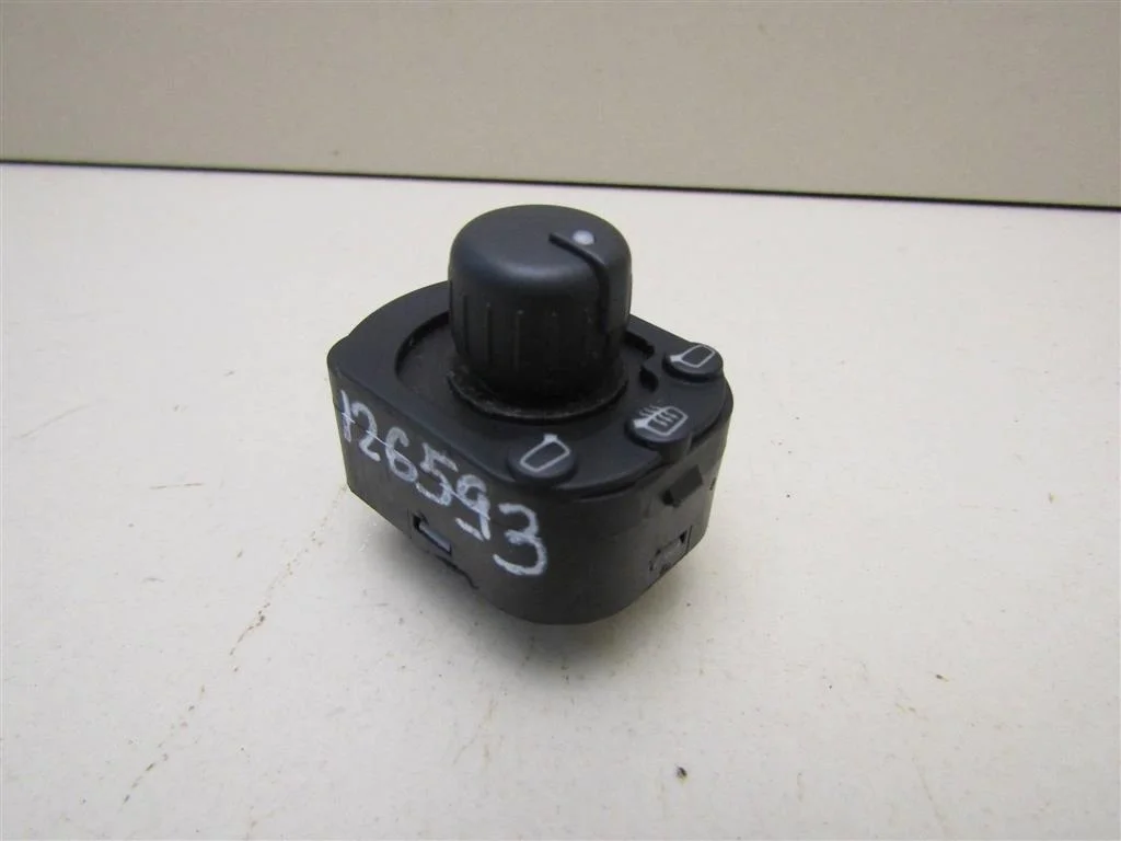 Переключатель регулировки зеркала Audi A6 (C6,4F) 2005-2011  [8E0959565]  3.0 BBJ в Вологде