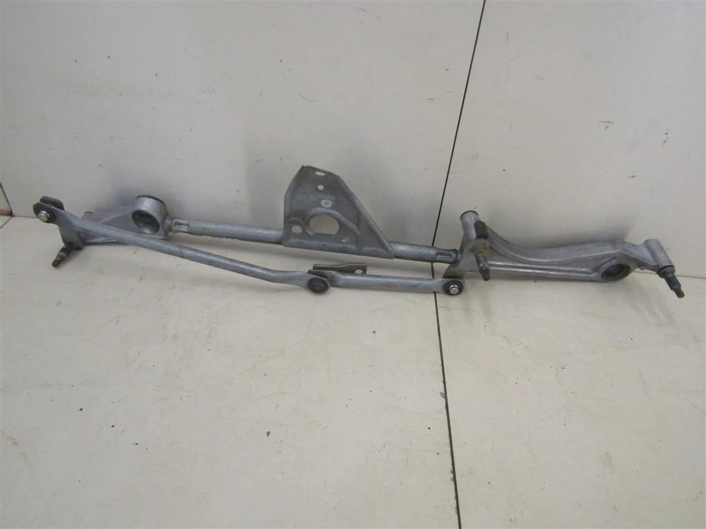 Трапеция стеклоочистителей Mercedes Benz W203 2000-2006  [A2038200712]  2.2 OM646.963 в Вологде