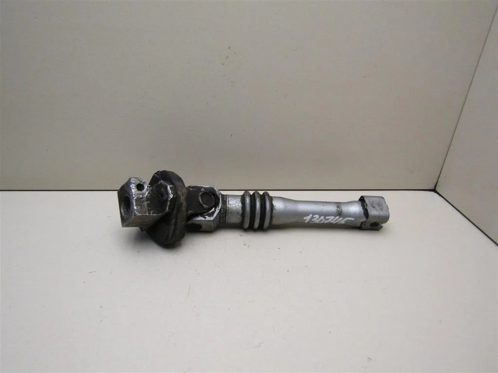 Кардан рулевой Mercedes Benz W203 2000-2006  [A2034620278]  2.2 OM646.963 в Вологде