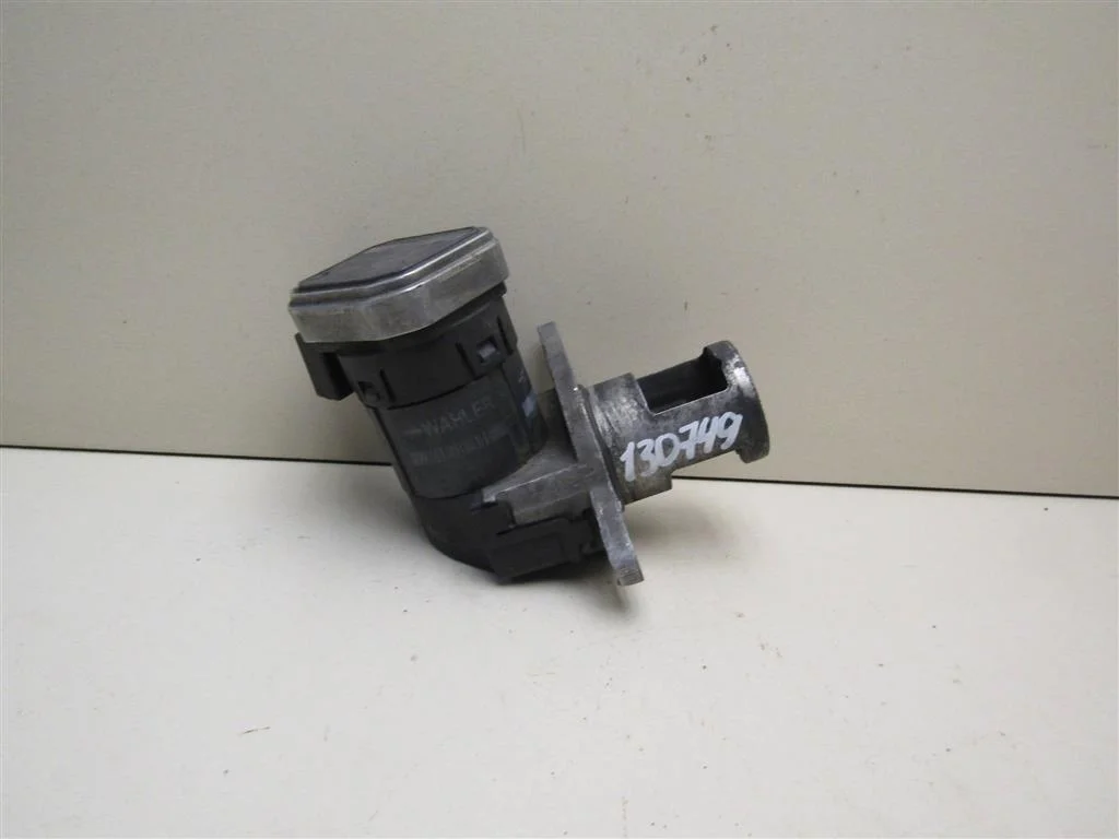 Клапан рециркуляции выхлопных газов Mercedes Benz W203 2000-2006  [A6461400760]  2.2 OM646.963 в Вологде