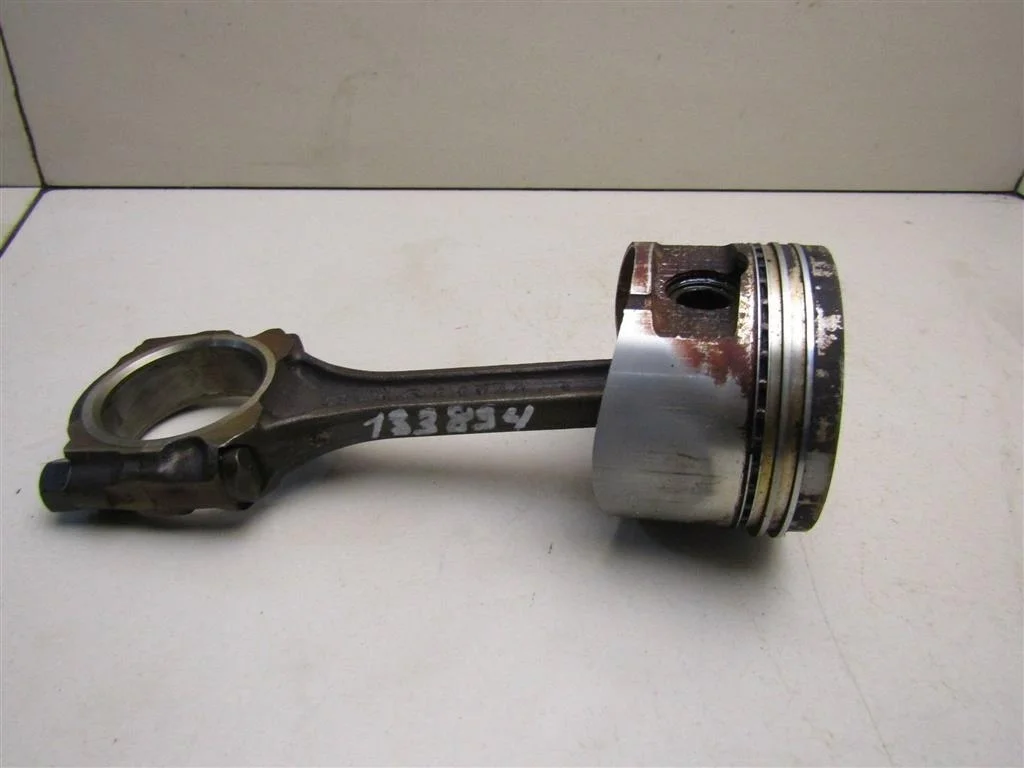 Шатун Nissan Primera P11E 1996-2002  [121004M50A]  1.3-1.8 в Вологде