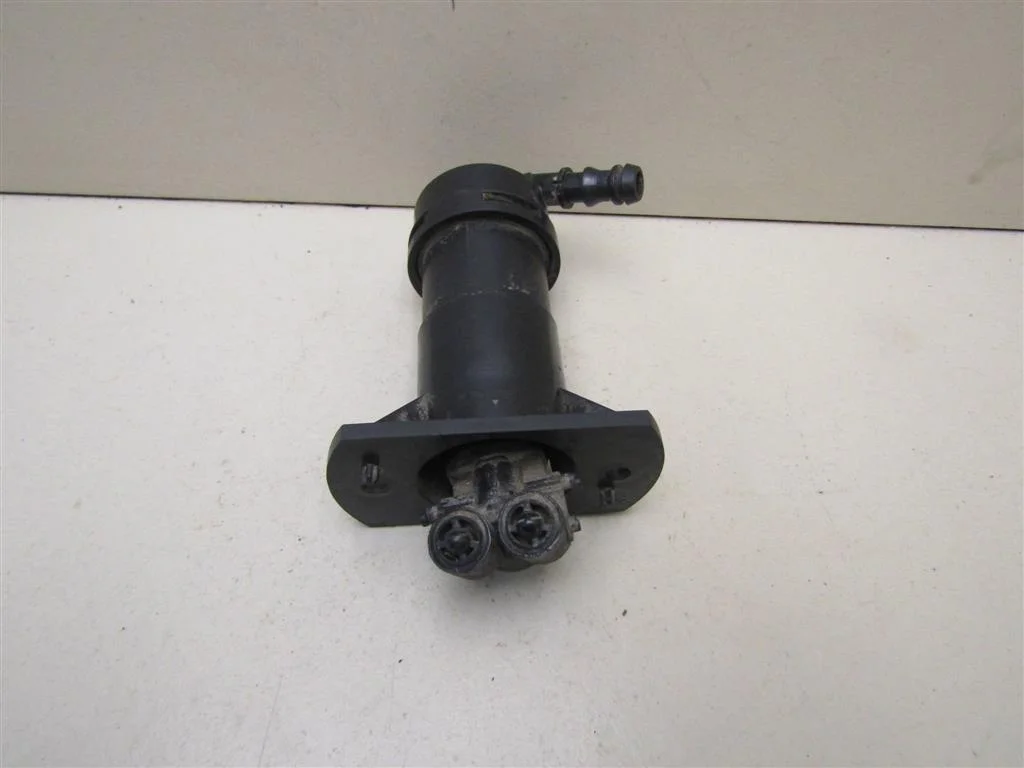 Форсунка омывателя фары Audi A6 (C6,4F) 2005-2011  [4F0955102]  3.2 AUK в Вологде