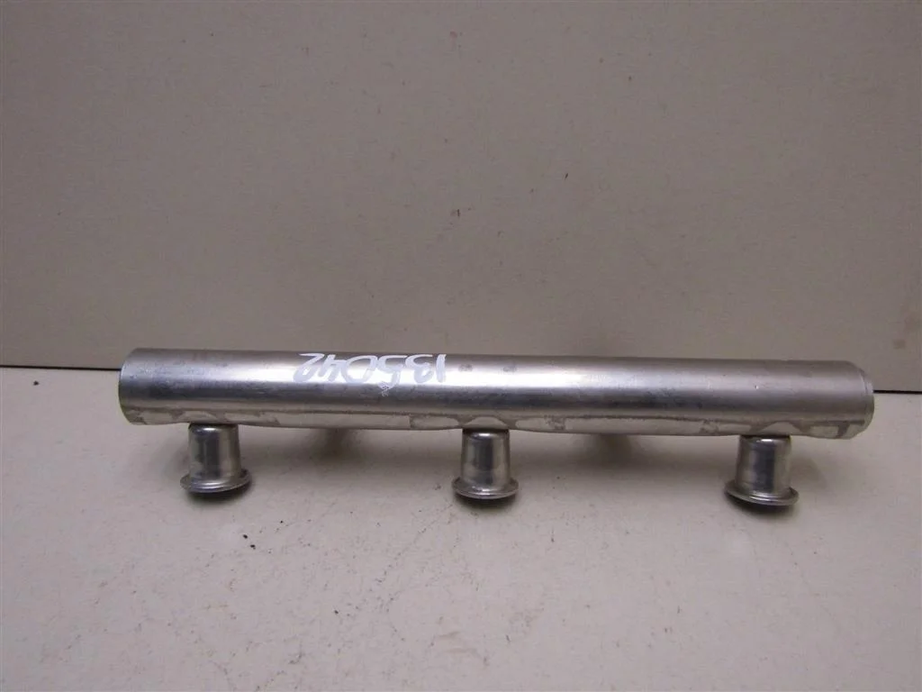 Рейка топливная (рампа) Audi A6 (C6,4F) 2005-2011  [06E130090C]  3.2 AUK в Вологде