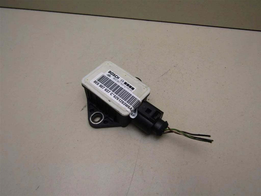 Датчик ускорения Audi A4 (B7) 2005-2007  [8E0907637С]  2.0 ALT в Вологде