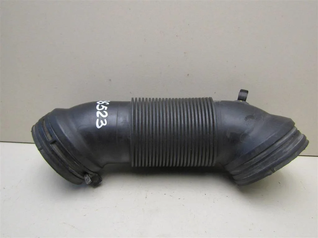 Патрубок воздушного фильтра VW Passat (B6) 2005-2010  [1K0129684L]  в Вологде
