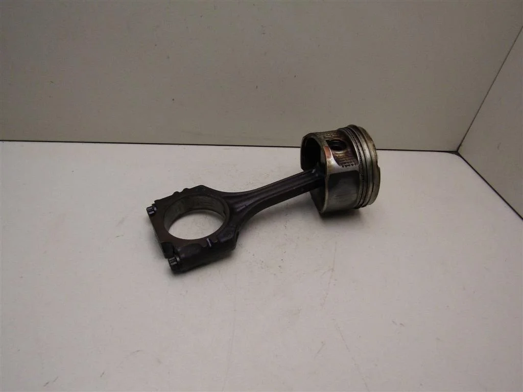 Шатун VW Golf IV \Bora 1997-2005  [036198401C]  1.4-1.6 в Вологде
