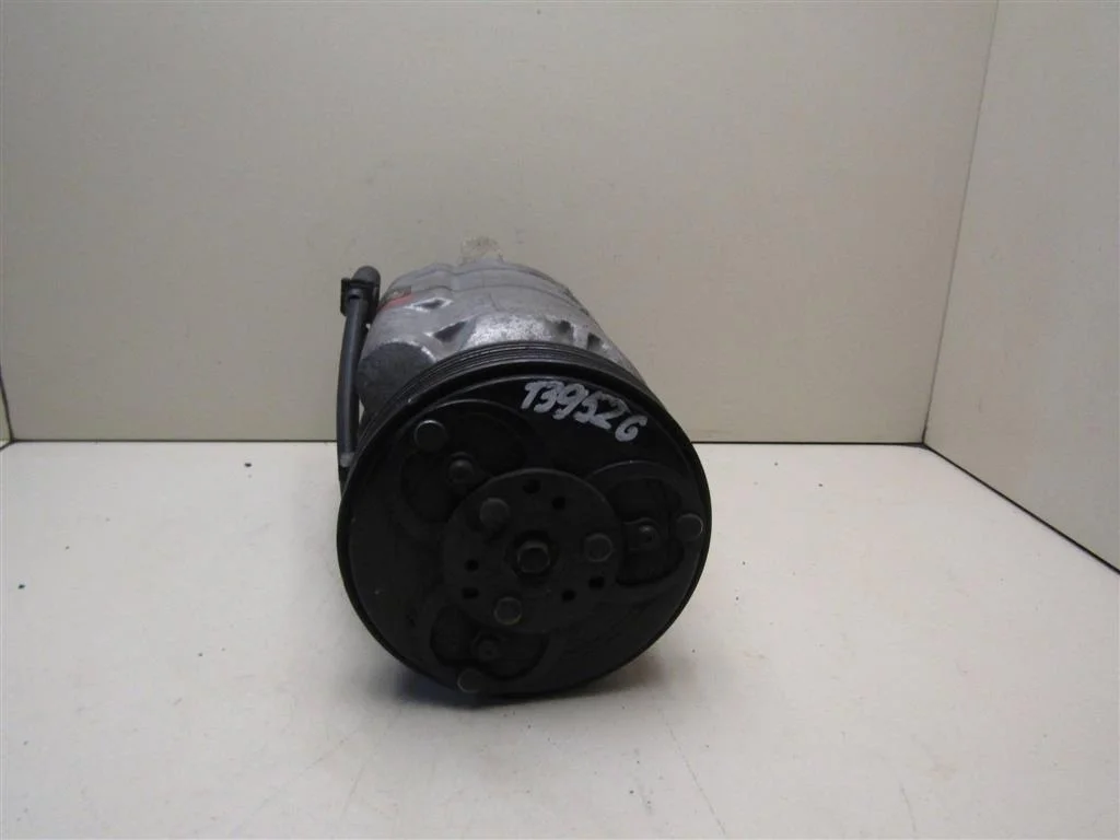 Компрессор системы кондиционирования VW Golf IV \Bora 1997-2005  [1J0820803G ]  в Вологде