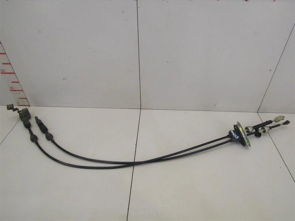 Трос КПП Hyundai Sonata IV (EF)/ Sonata Tagaz 2001-2012  [4379438502]  2,0 G4JP в Вологде