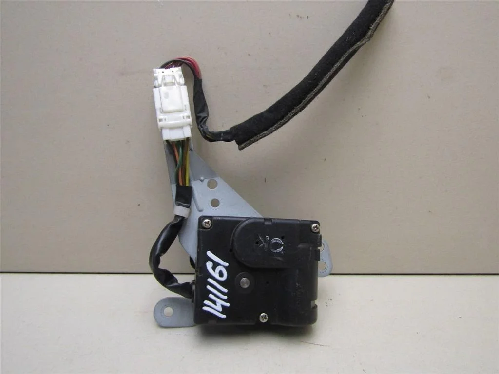 Моторчик заслонки печки Hyundai Sonata IV (EF)/ Sonata Tagaz 2001-2012  [9722238000]  2,0 G4JP в Вологде