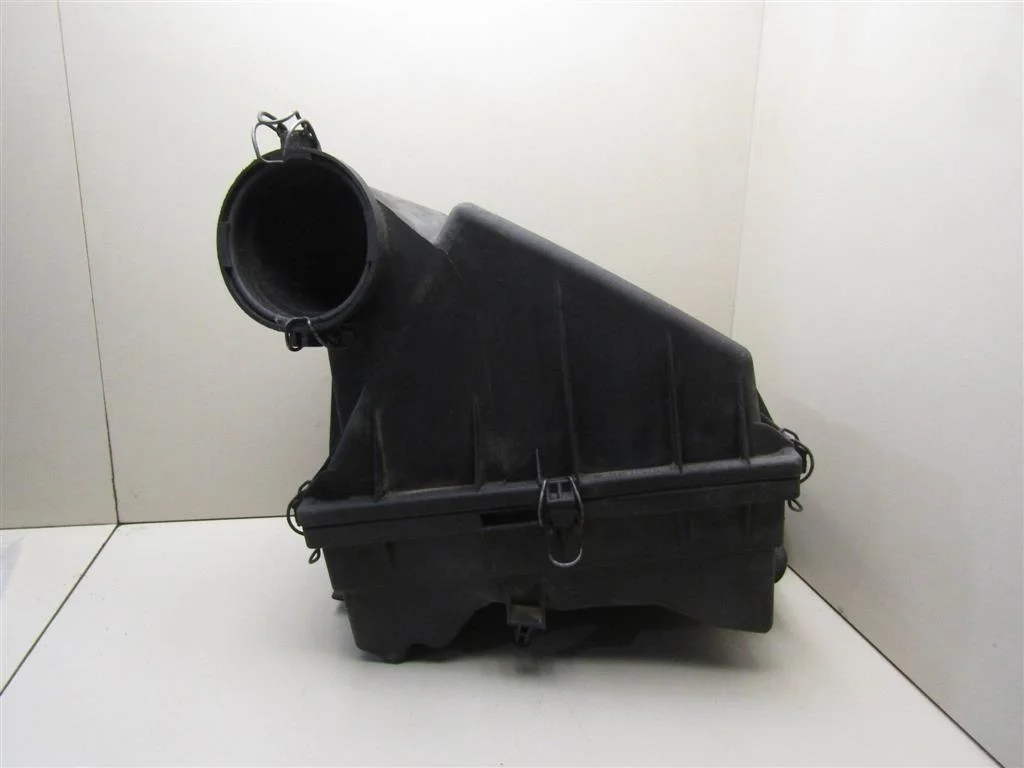 Корпус воздушного фильтра Mercedes Benz W163 M-Klasse (ML) 1998-2004  [A1635050160]  3.2  в Вологде