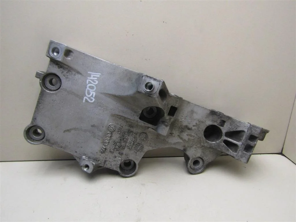 Кронштейн генератора VW Passat (B6) 2005-2010  [038903143AF]  1.9 2.0 в Вологде