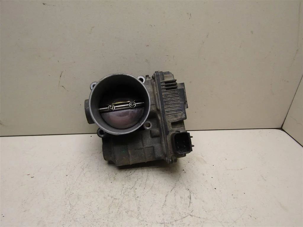 Заслонка дроссельная Nissan Primera P12E 2002-2007  [161198H313]  2.0 QR20DE в Вологде