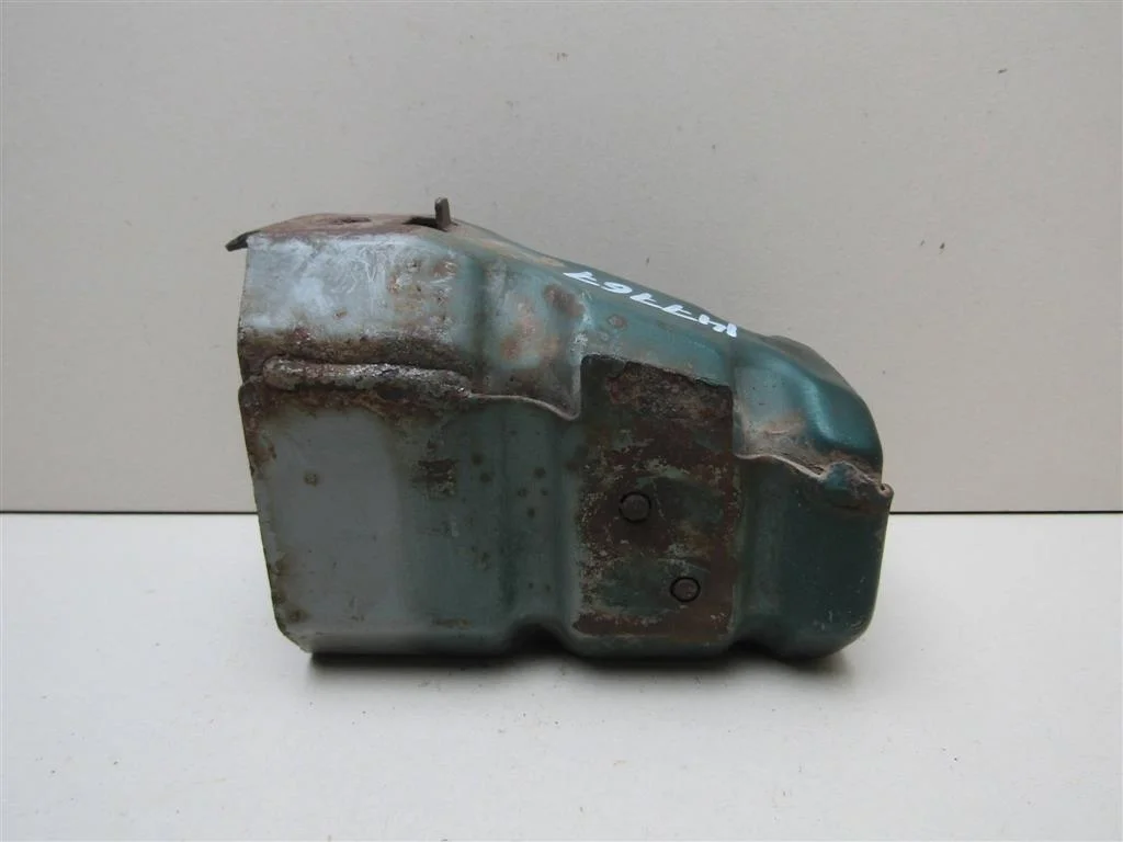 Кронштейн переднего бампера правый Nissan Almera N15 1995-2000  [622100N000]  1.6 16V GA16DE в Вологде