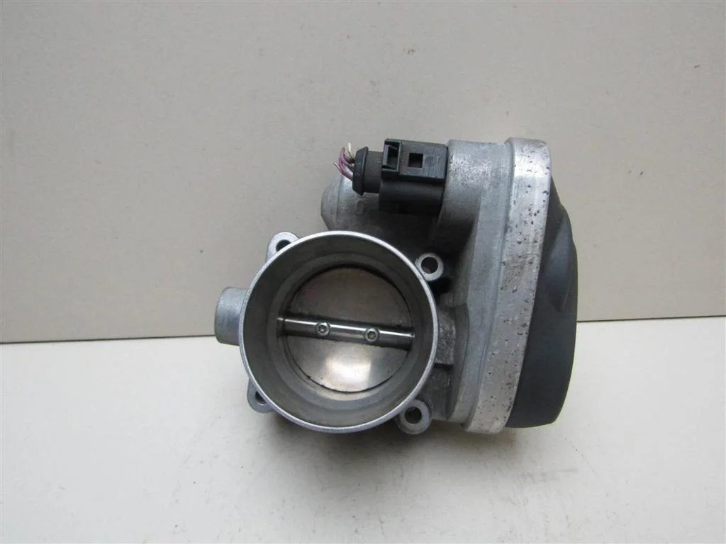 Заслонка дроссельная VW Golf IV \Bora 1997-2005  [036133062M]  1.4-1.6 16V в Вологде