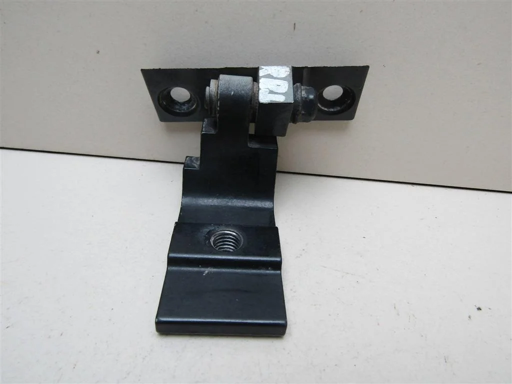 Петля двери задней правой нижняя BMW 5-серия E60\E61 2003-2009  [41527200246]  2.5Л. 24V N52B25AE в Вологде