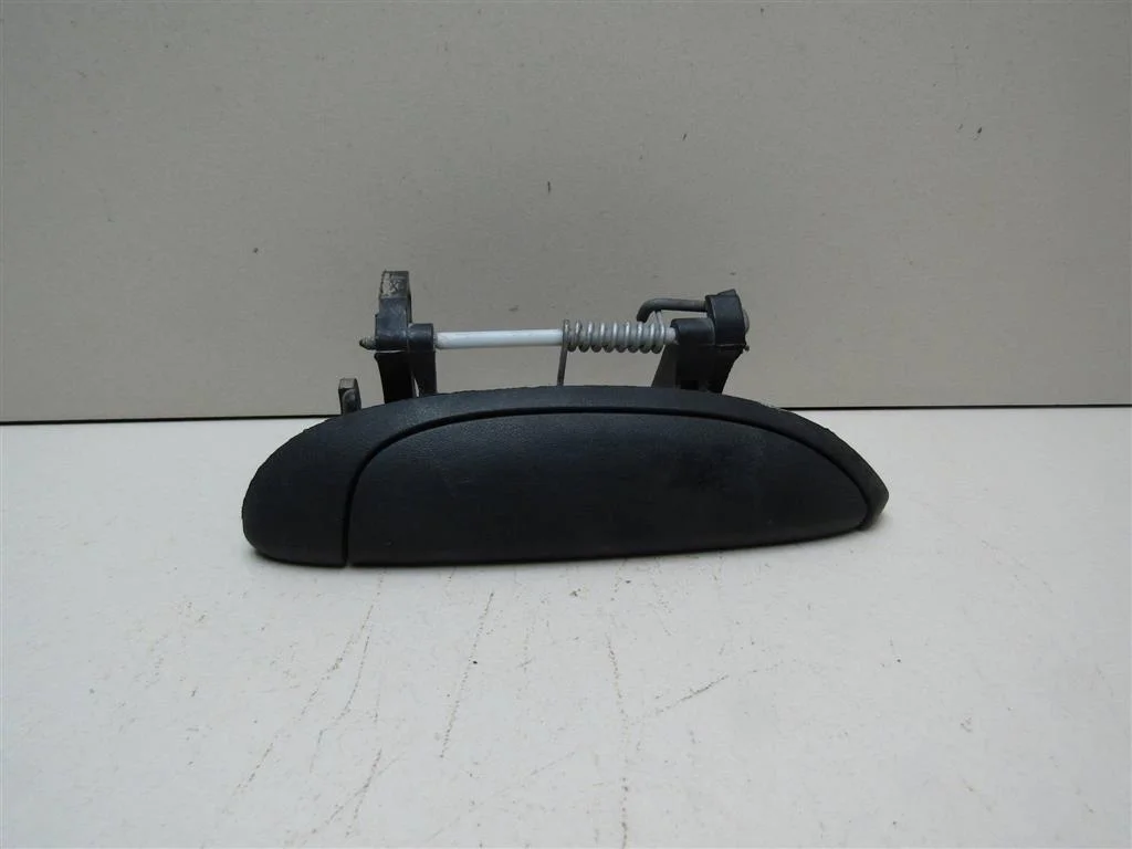 Ручка двери наружная правая Renault Logan 2005-2014  [6001549492]  1.4 8V K7J710 в Вологде