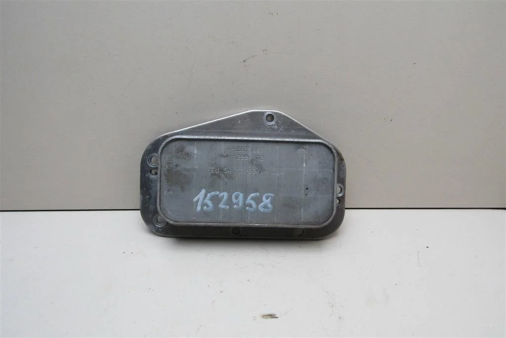 Радиатор масляный Opel Astra J 2010-2017  [55571687]  1.6 A16XER в Вологде
