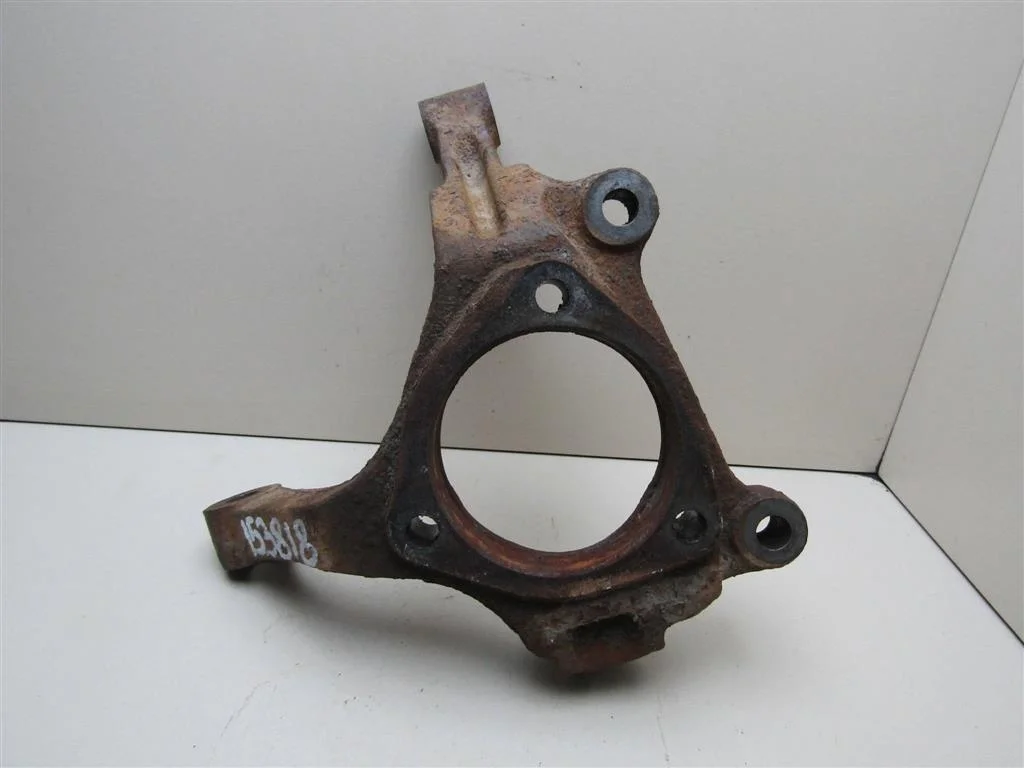 Кулак поворотный передний правый Chevrolet Captiva (C100) 2006-2010  [96626338]  2.4 Z24SED в Вологде