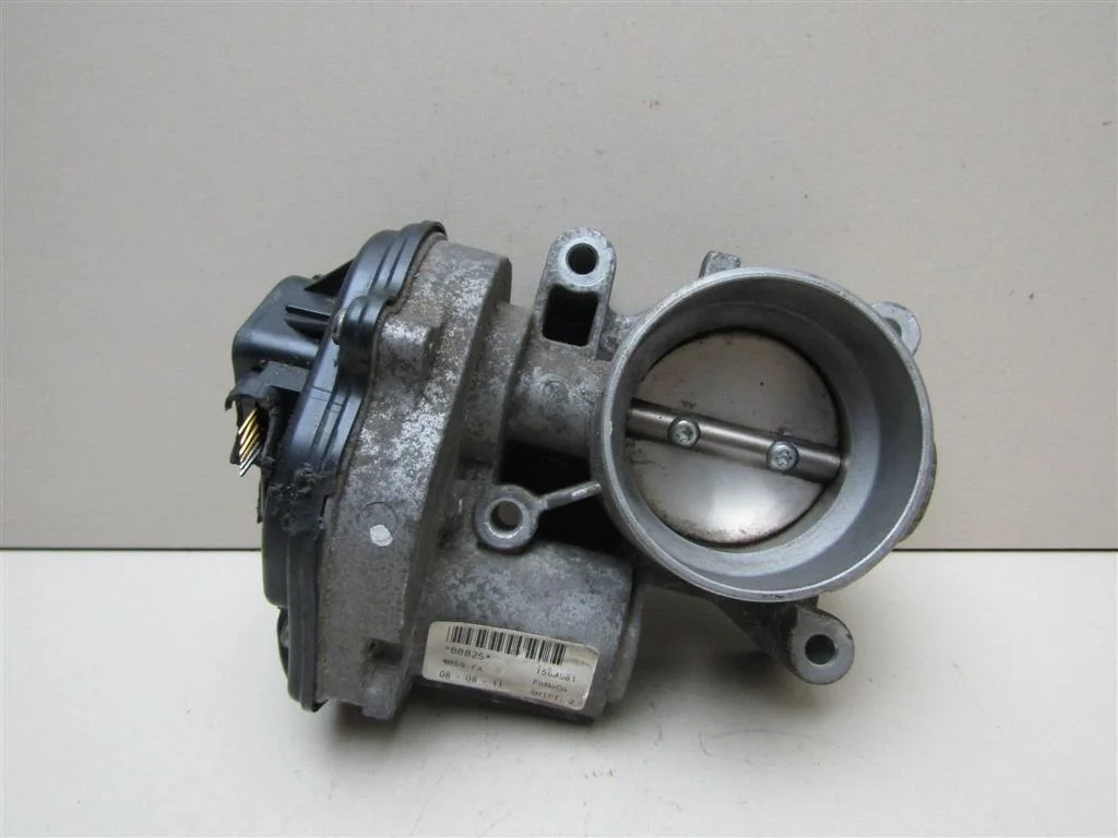 Заслонка дроссельная Volvo S40 2004-2012  [31293045]  1.8 2.0 в Вологде