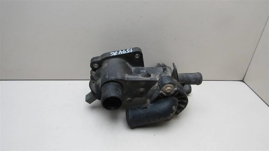 Корпус термостата VW Golf VI 2009-2012  [032121111BM]  1.4 16V CGGA в Вологде