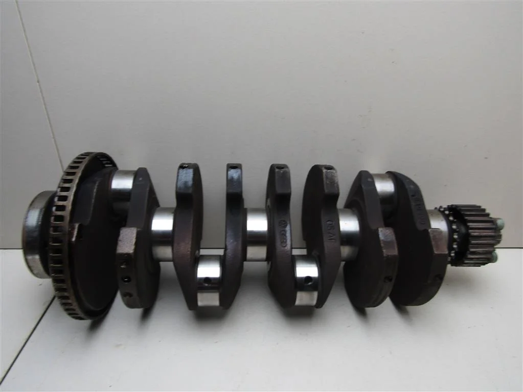 Коленвал VW Passat (B5+) 2000-2005  [06A105021G]  2.0 8V в Вологде