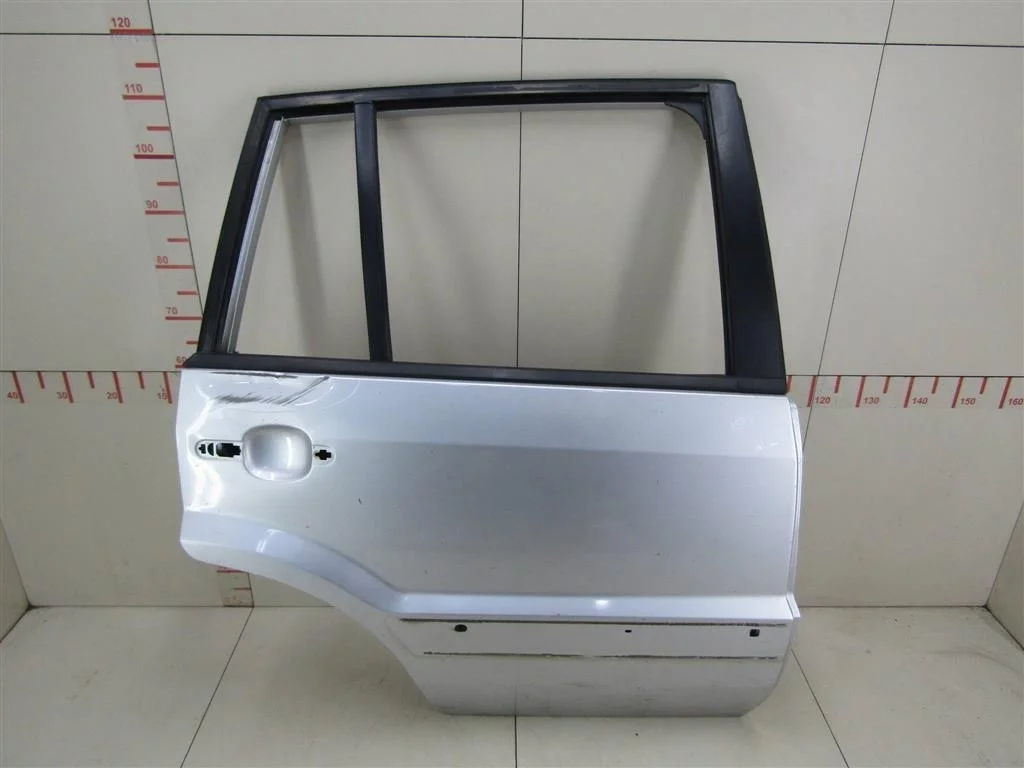 Дверь задняя правая Ford Fusion 2002-2012  [1692555]  1.6 16V FYJC  в Вологде