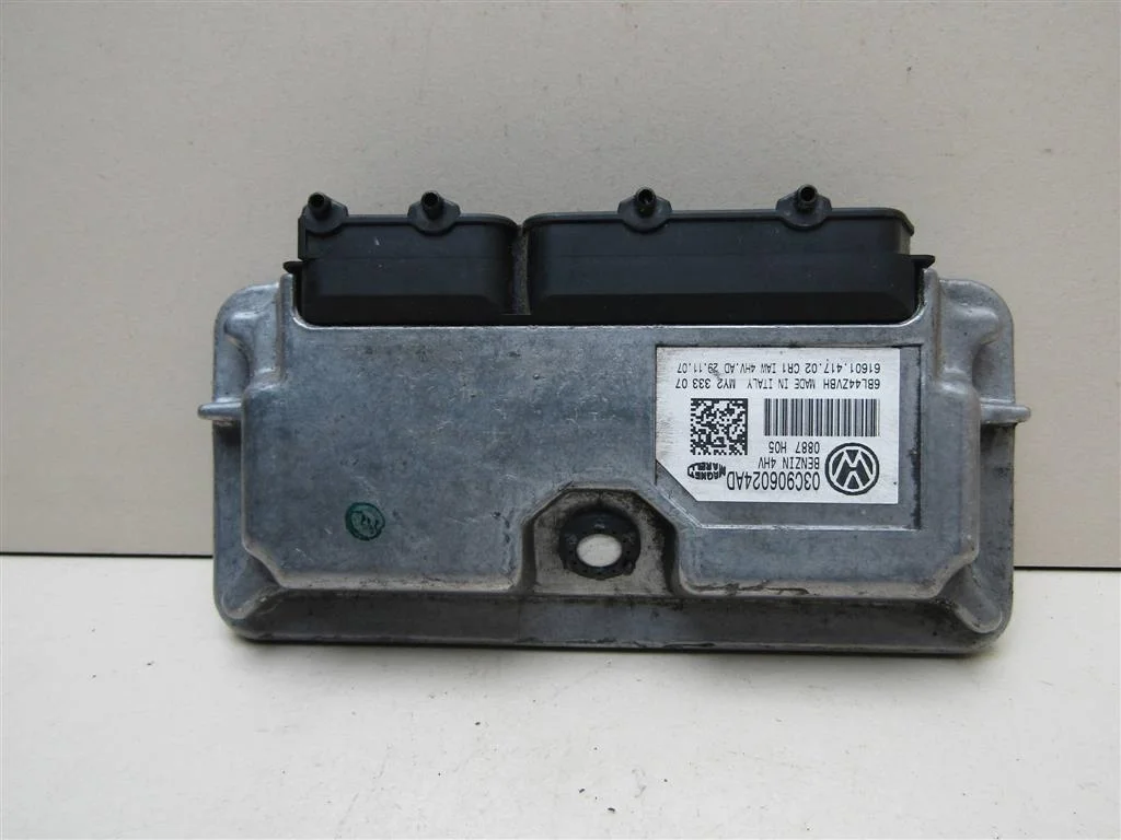 Блок управления двигателем VW Polo 2001-2009  [03C906024AD]  1.4 16V BUD в Вологде
