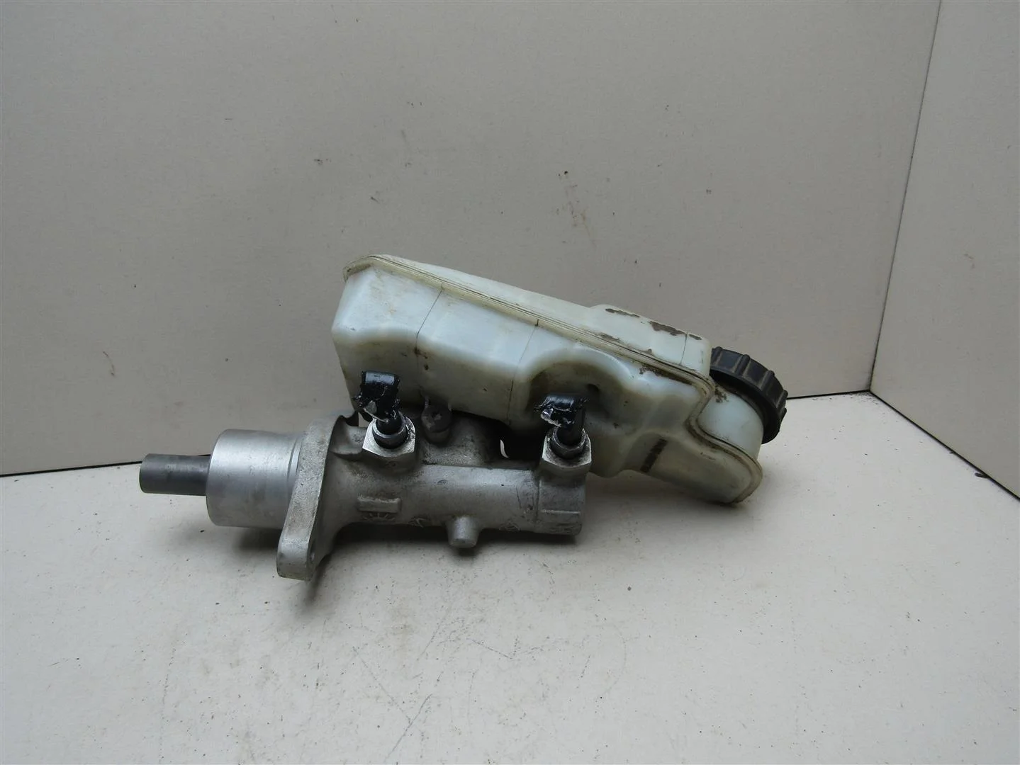 Цилиндр тормозной главный Ford Focus II 2005-2008  [1456989]  1.6 16V HWDA в Вологде