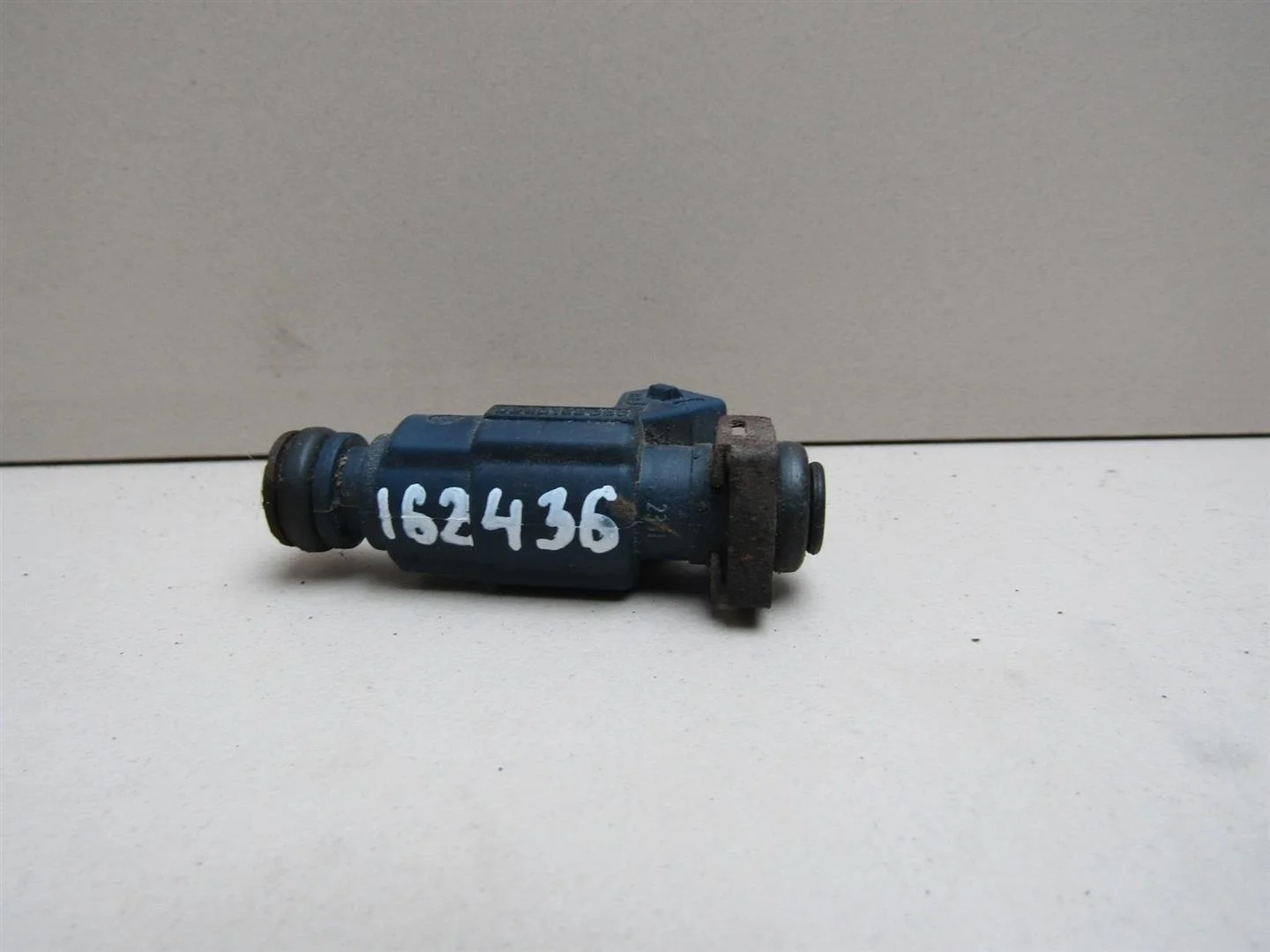 Форсунка инжекторная электрическая Audi A4 (B5) 1994-2002  [06B133551M]  1.8T AWM в Вологде
