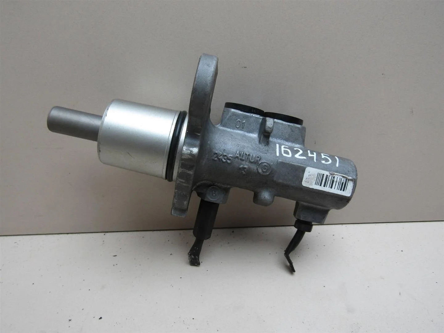 Цилиндр тормозной главный Audi A4 (B5) 1994-2002  [4D0611021A]  1.8T AWM в Вологде