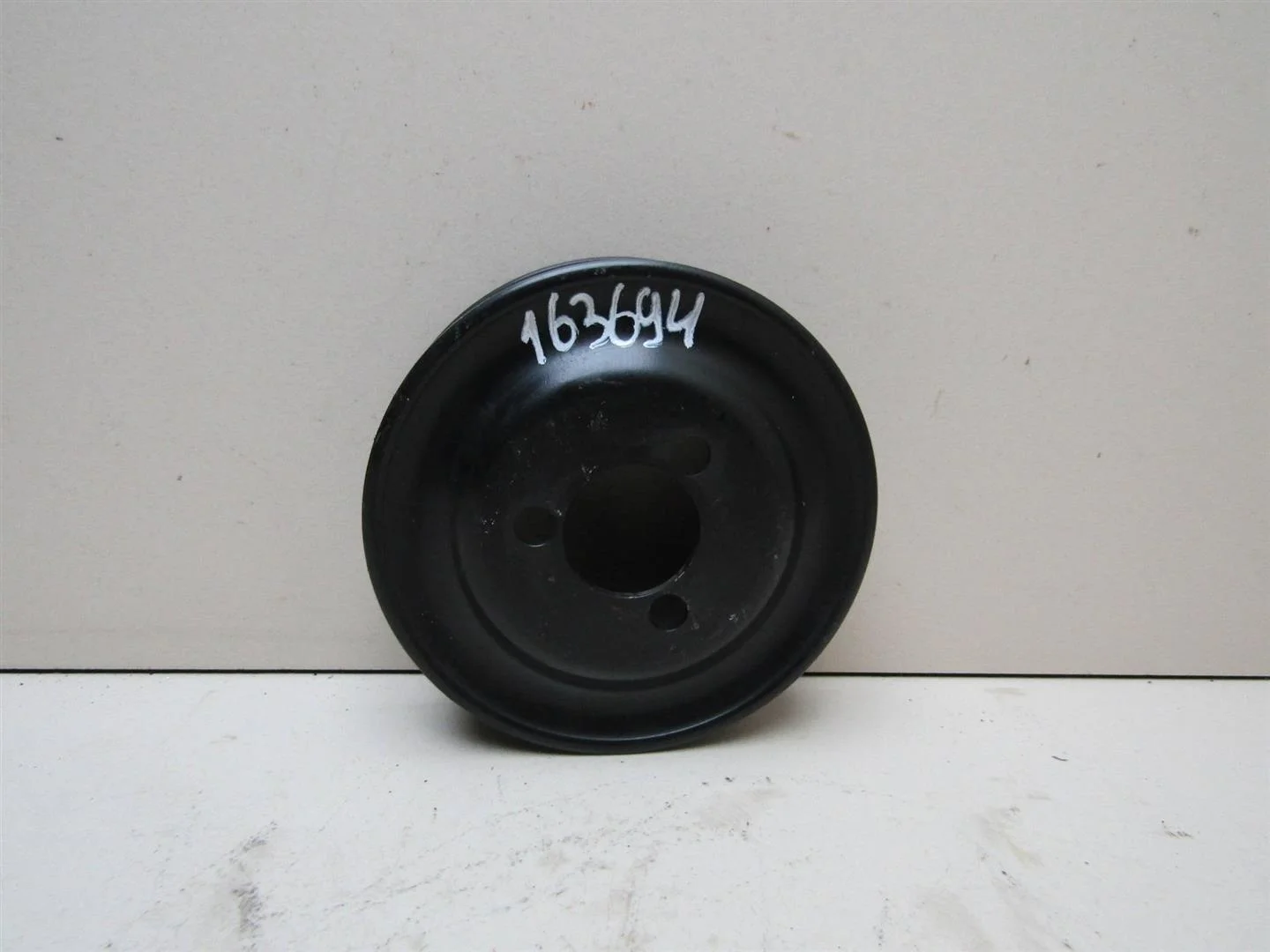 Шкив насоса гидроусилителя VW Golf IV \Bora 1997-2005  [030145269A]  1.4 16V APE в Вологде