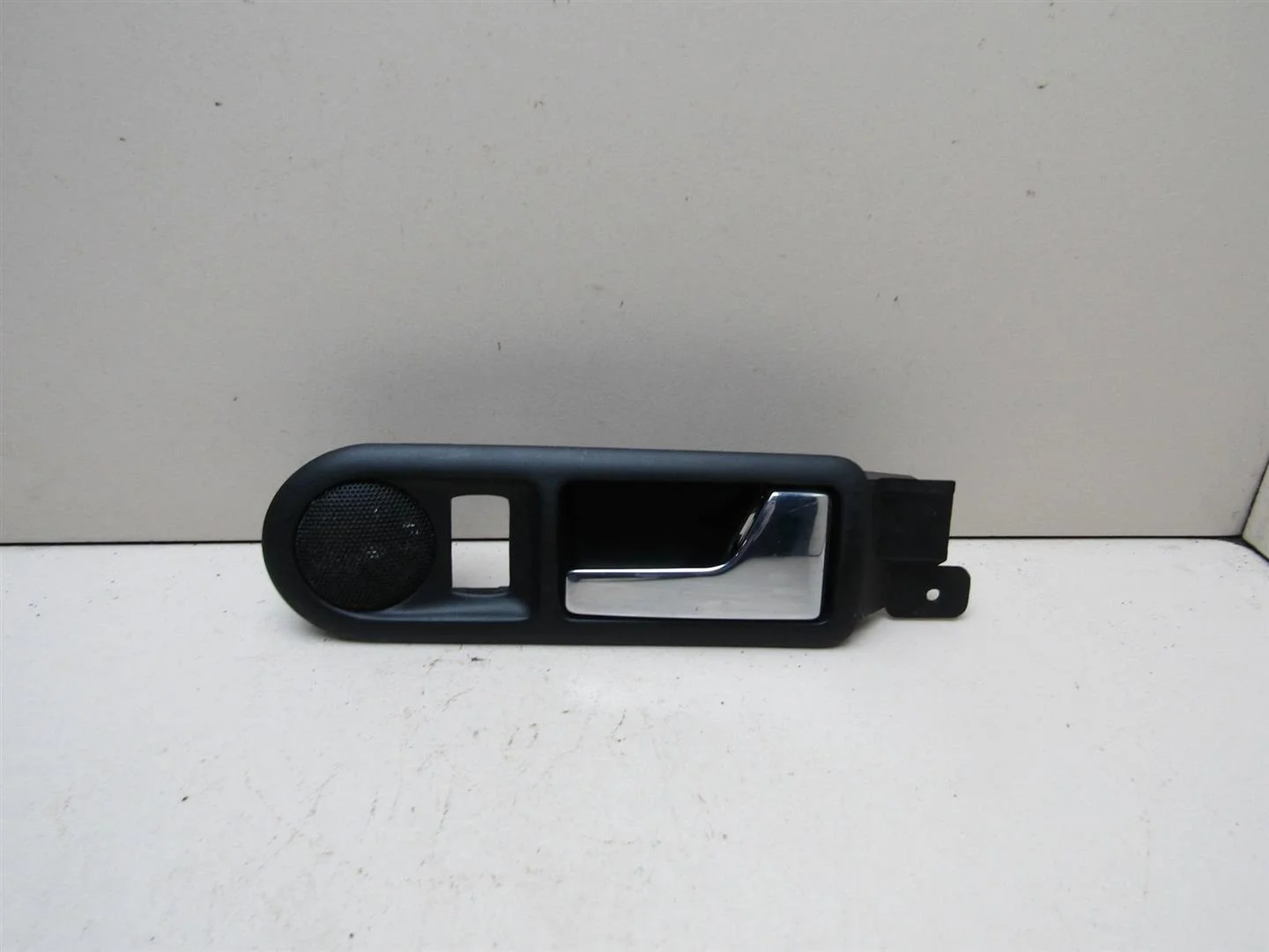 Ручка двери задней внутренняя правая VW Golf IV \Bora 1997-2005  [3B0839114]  1.4 16V APE в Вологде