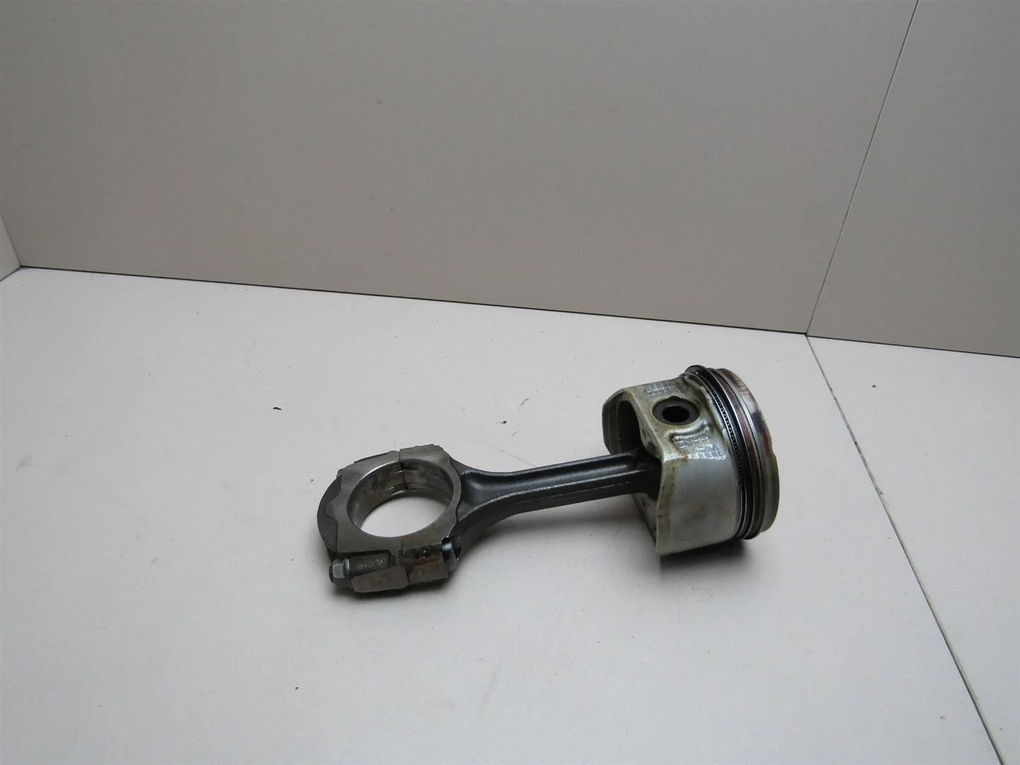 Шатун Renault Megane II 2002-2009  [121009455R]  1.4 16V K4J в Вологде