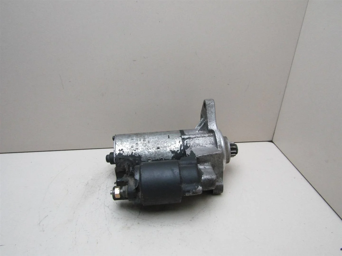 Стартер Skoda Octavia (A4 1U-) 2000-2011  [020911023F]  1.4-1.6 в Вологде