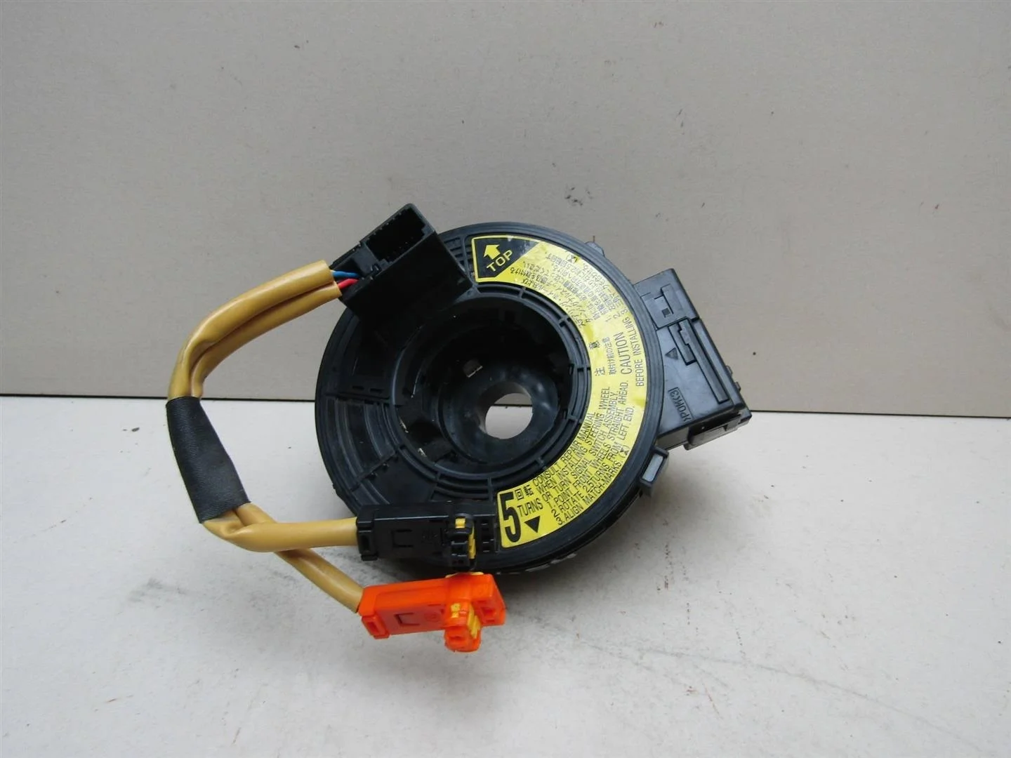 Механизм подрулевой для SRS (ленточный) Toyota RAV 4 2000-2005  [8430642010]  2.0 16V 1AZ-FE в Вологде