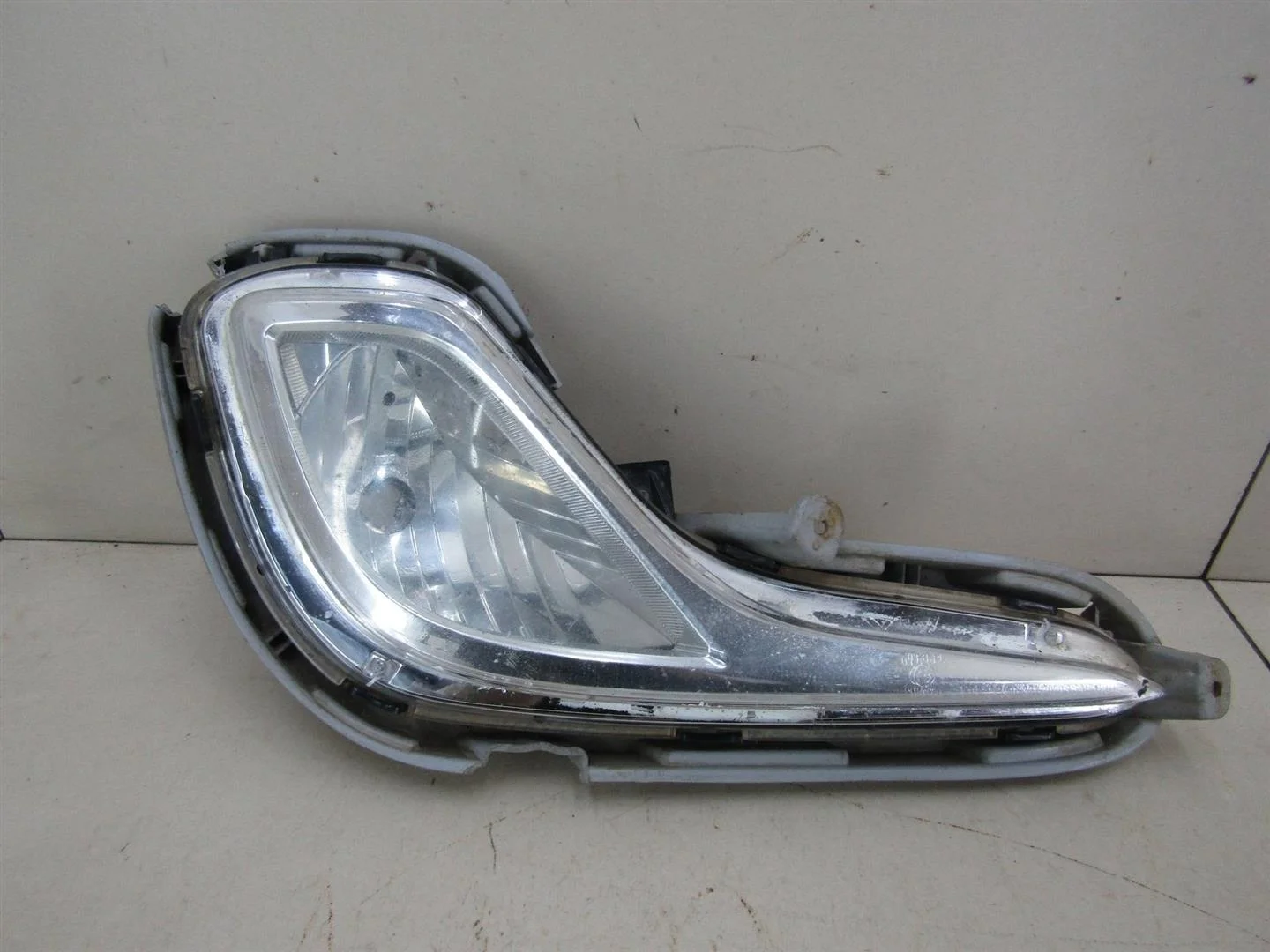 Фара противотуманная правая Hyundai Solaris 2010-2017  [922021R000]  1.6 16V G4FC в Вологде