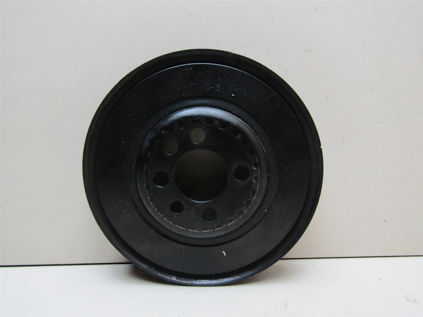 Шкив коленвала Audi A4 (B7) 2005-2007  [06A105243E]  в Вологде