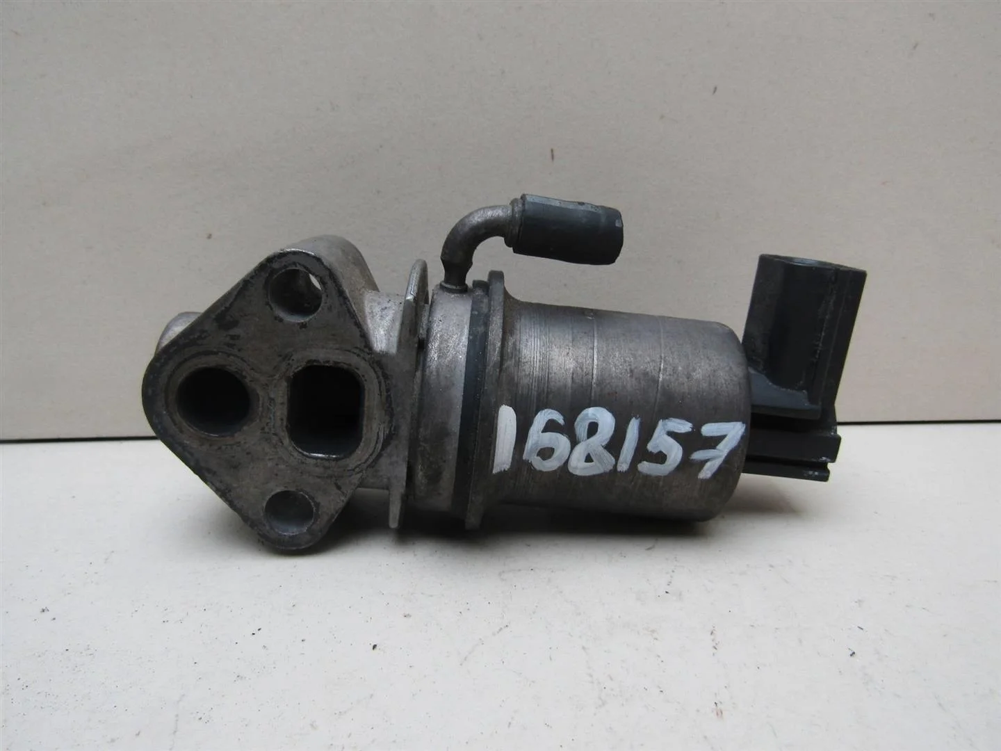 Клапан рециркуляции выхлопных газов Audi A3 (8L1) 1996-2003  [06A131501F]  1.6 AVU,BFQ,BGU в Вологде