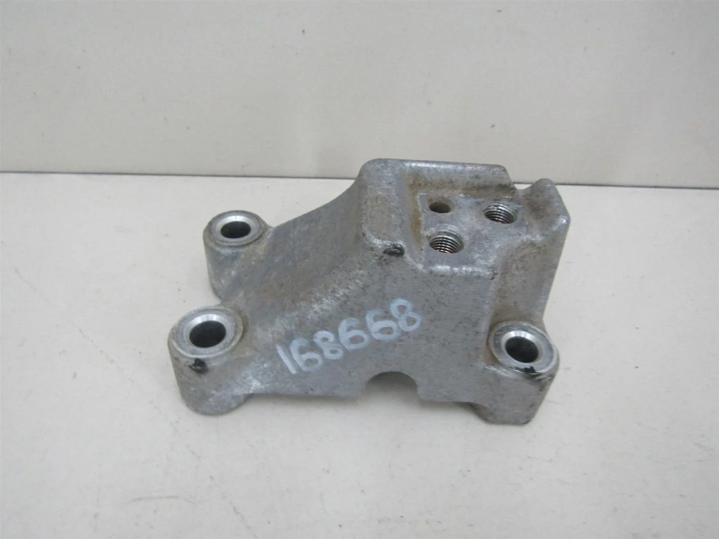 Кронштейн КПП левый Hyundai Elantra 2006-2011  [4312223021]  1.6 G4FC в Вологде