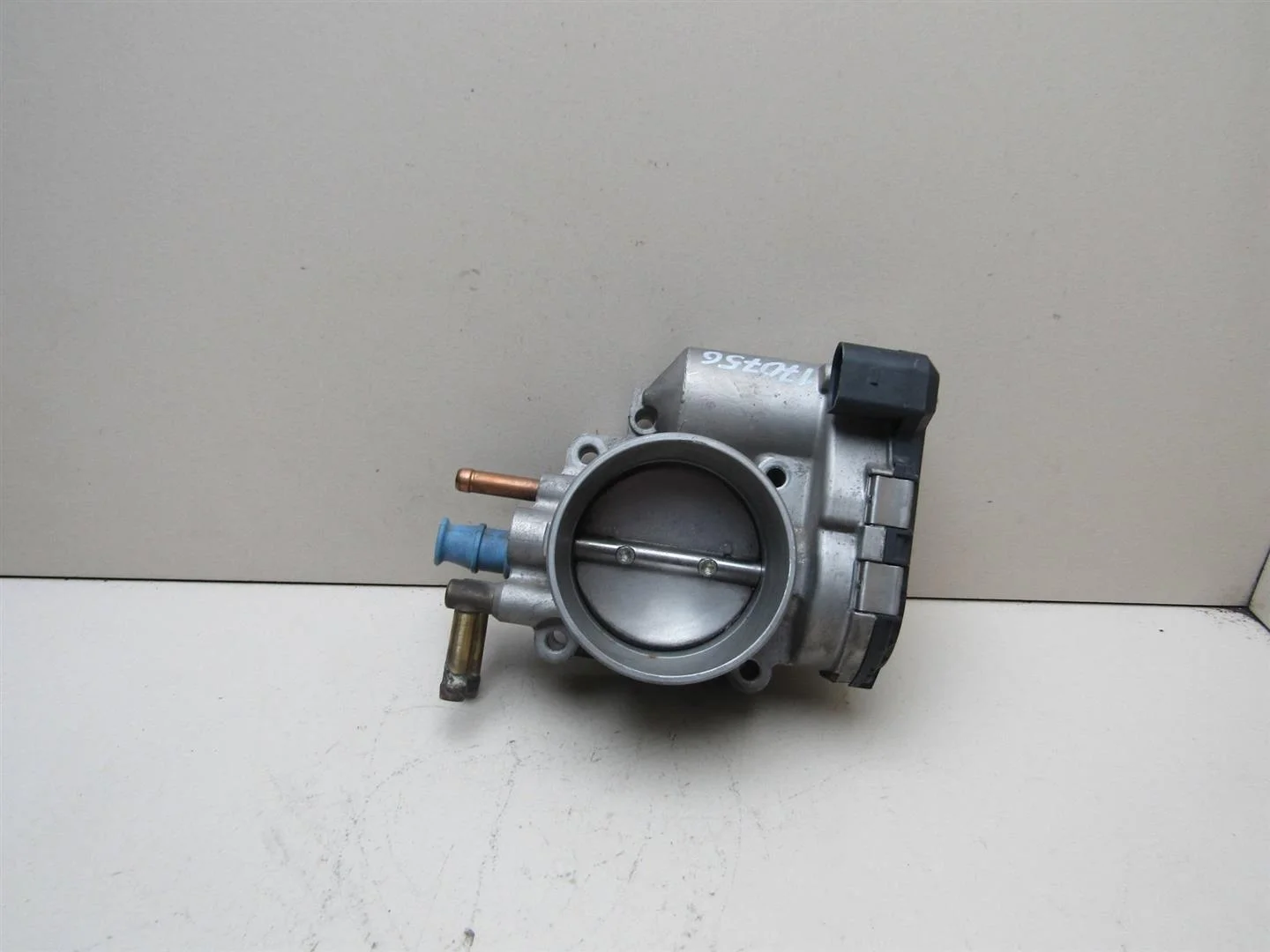 Заслонка дроссельная Audi A6 (C6,4F) 2005-2011  [078133062B]  2.4 2.8 3.0 в Вологде