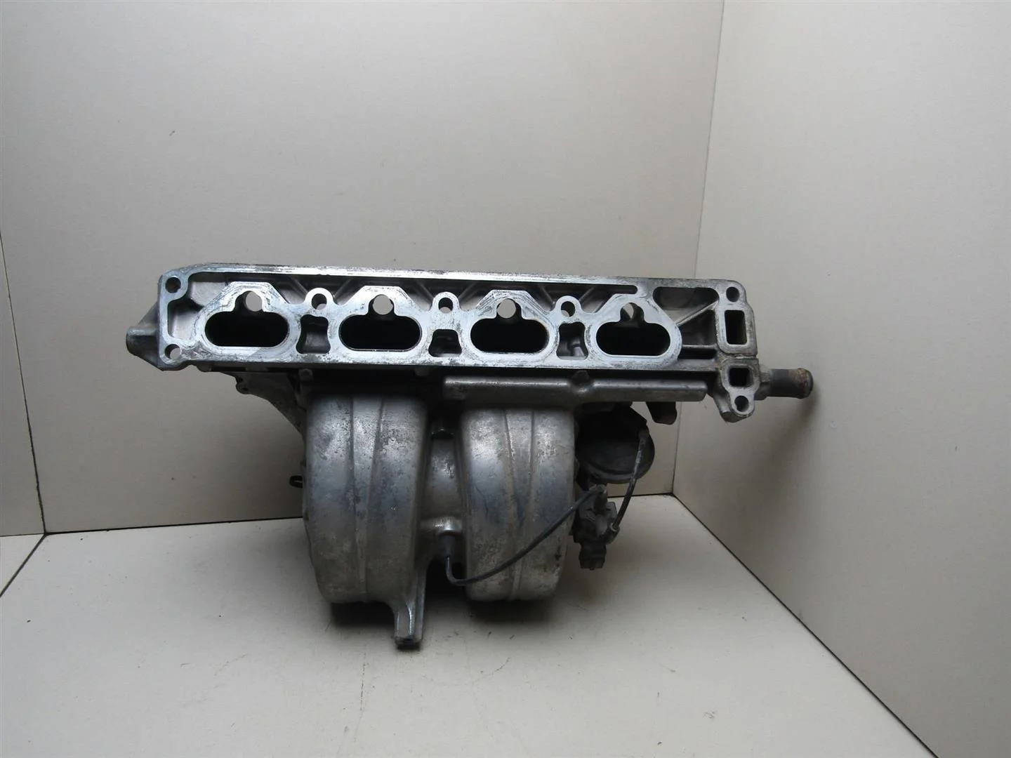 Коллектор впускной Opel Astra G 1998-2005  [90536060]  1.8 16V Z18XE в Вологде