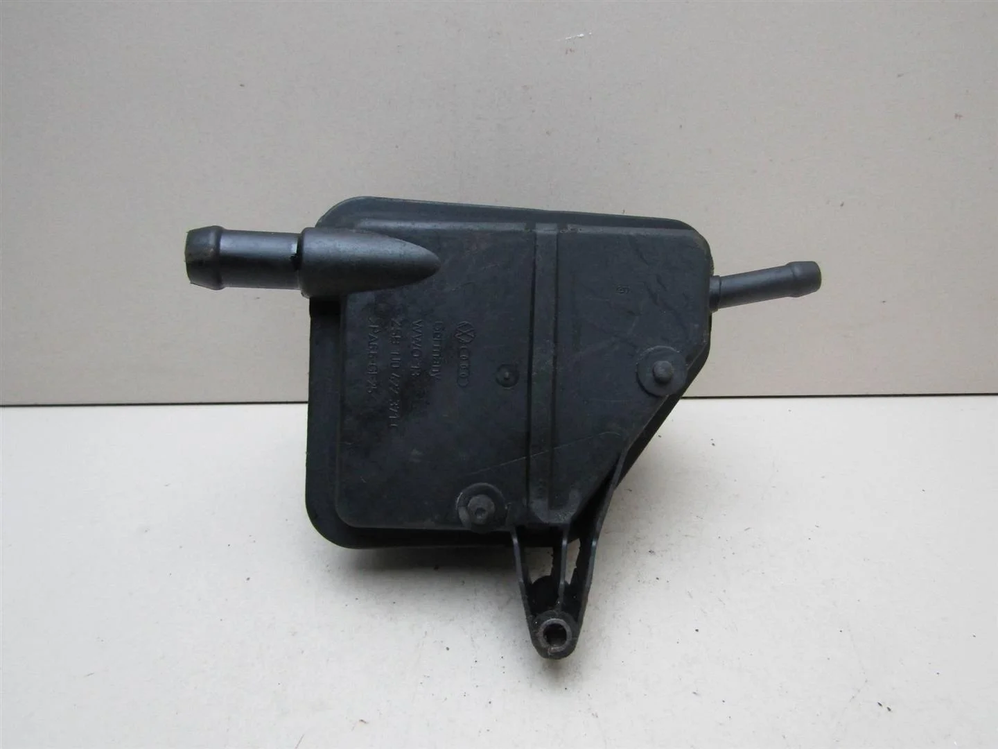 Бачок гидроусилителя Seat Leon (1M1) 1999-2006  [1J0422371C]  1.4 AXP в Вологде