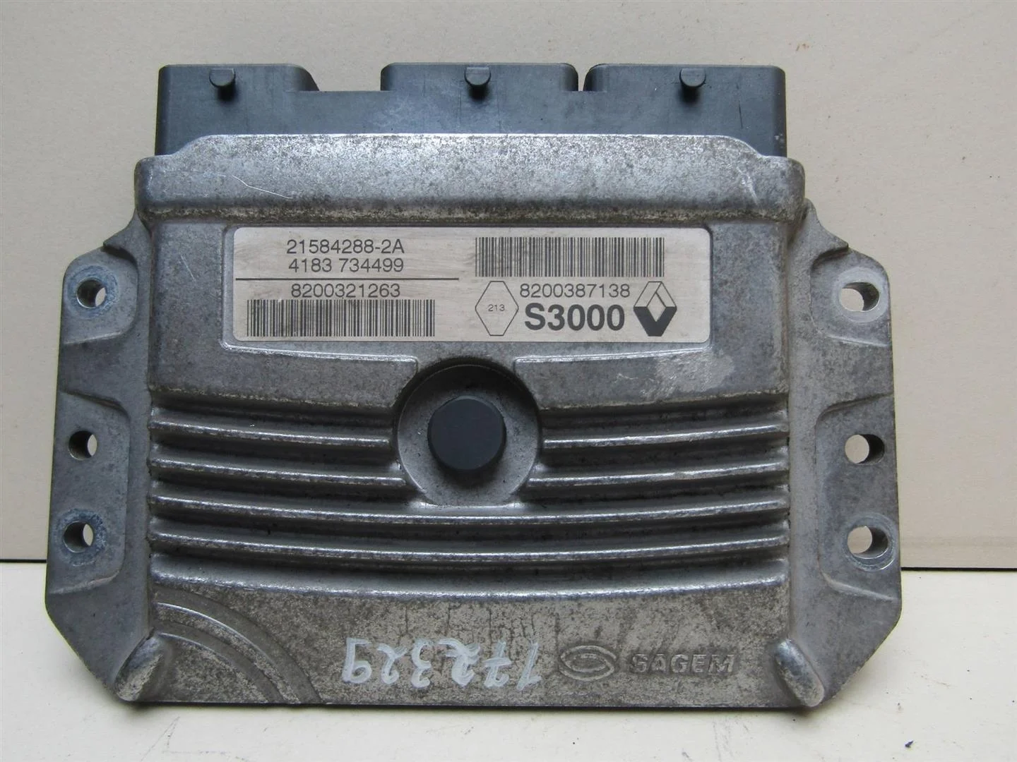 Блок управления двигателем Renault Megane II 2002-2009  [8200321263]  в Вологде