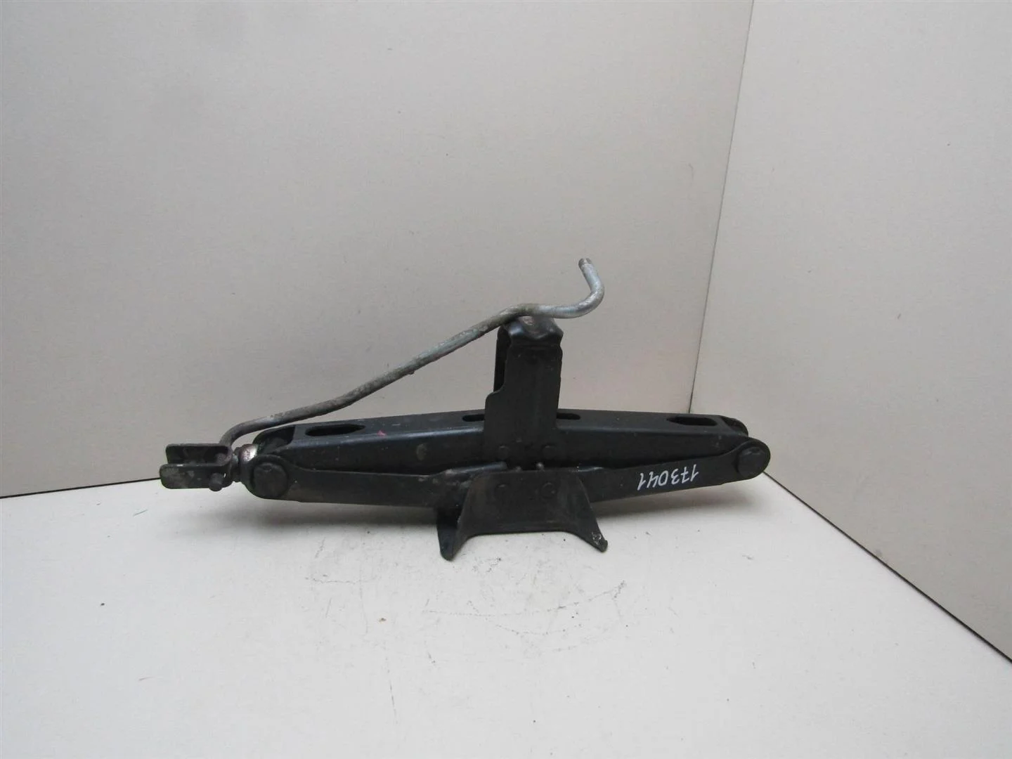 Домкрат Renault Duster 2012-2021  [995509237R]  1.6  H4M D 430   в Вологде