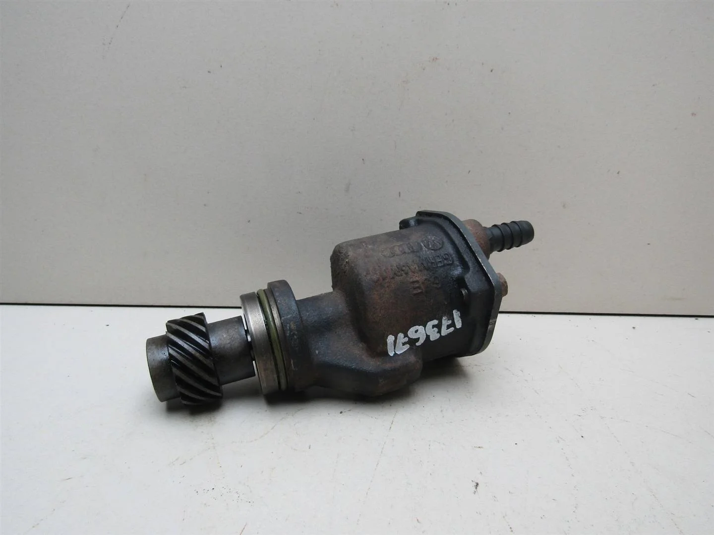 Насос вакуумный VW Transporter T4 1996-2003  [028145101F]  1.9 TD в Вологде