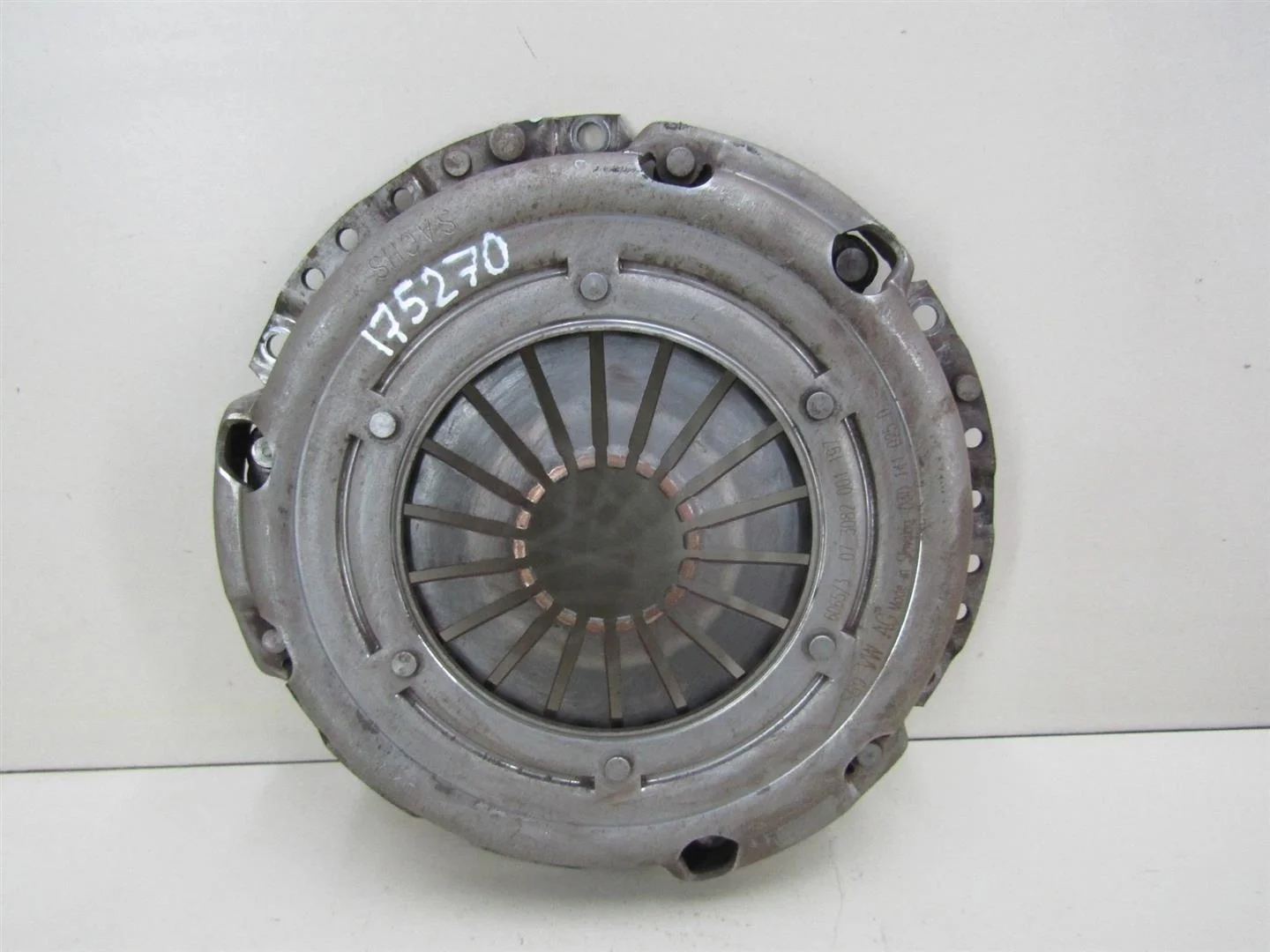 Корзина сцепления Skoda Rapid 2013-2020  [03D141025D]  1.2 CGPC в Вологде