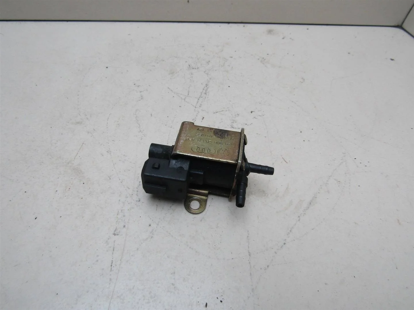 Клапан электромагнитный Audi A4 (B5) 1994-2002  [026906283H]  1.8T AWM в Вологде