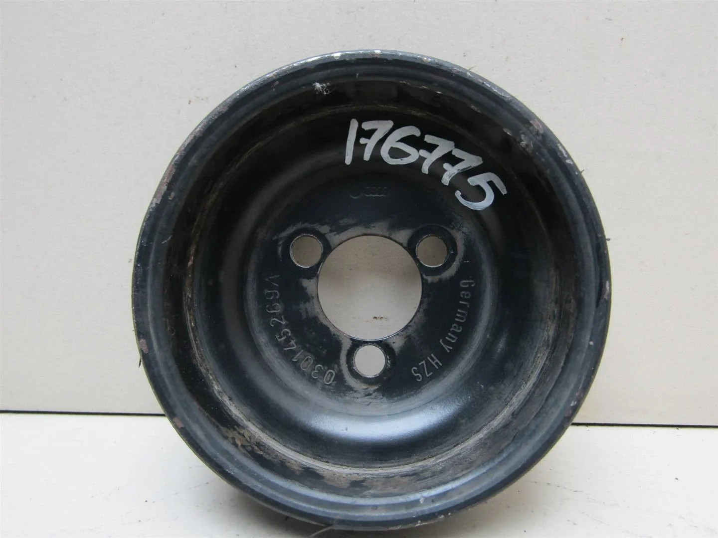 Шкив насоса гидроусилителя VW Golf IV \Bora 1997-2005  [030145269A]  1.6 AEE в Вологде
