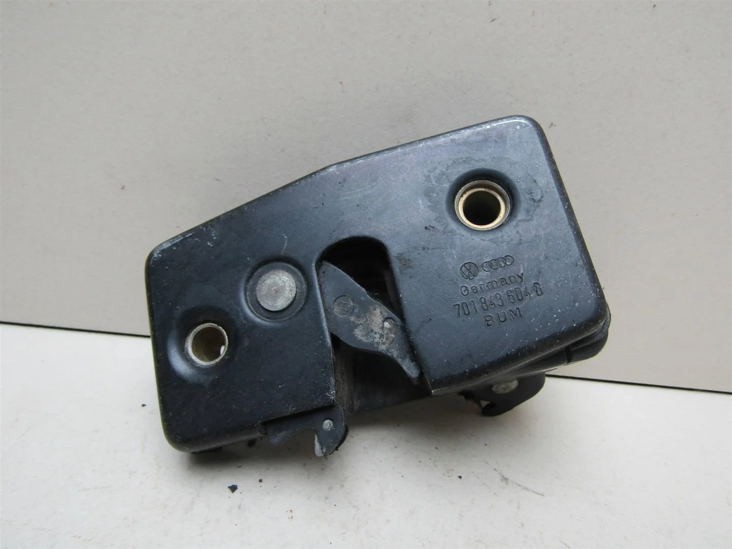 Замок двери сдвижной VW Transporter T4 1991-1995  [701843604A]  в Вологде