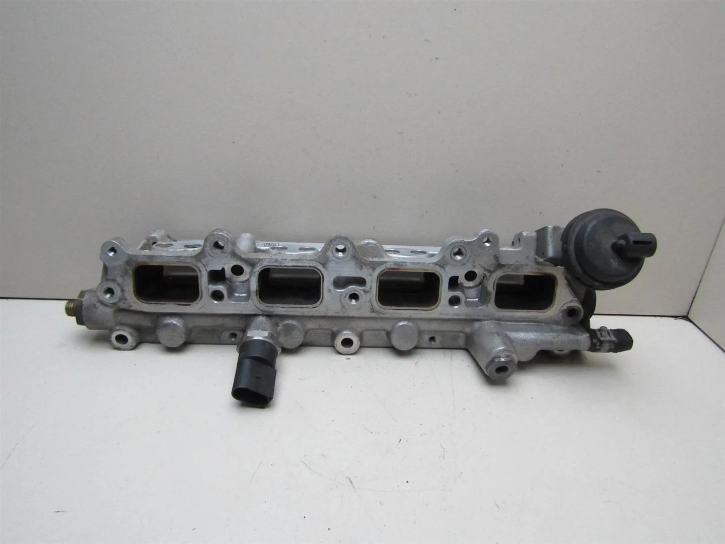 Коллектор впускной Skoda Octavia (A5 1Z-) 2004-2013  [03C133204AH]  1.6 BLF /  1.4 BLN в Вологде